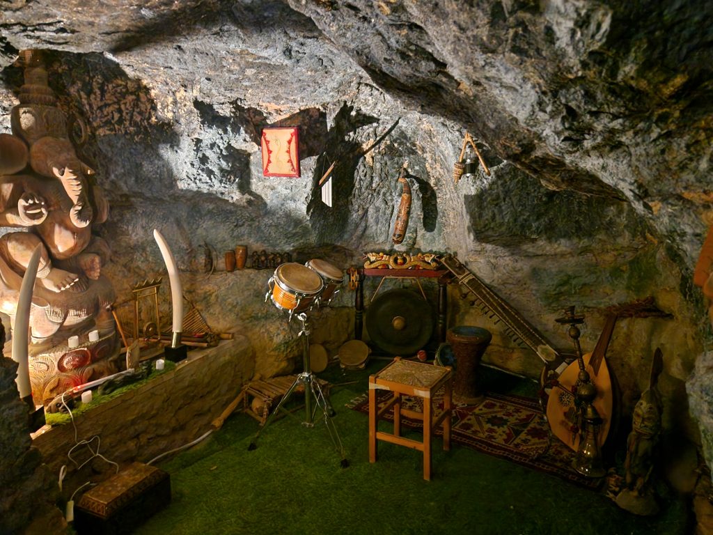Cueva Stone Cage natural