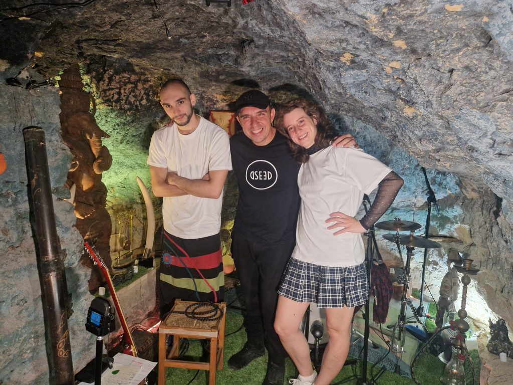 Patri Warmi Cave Session